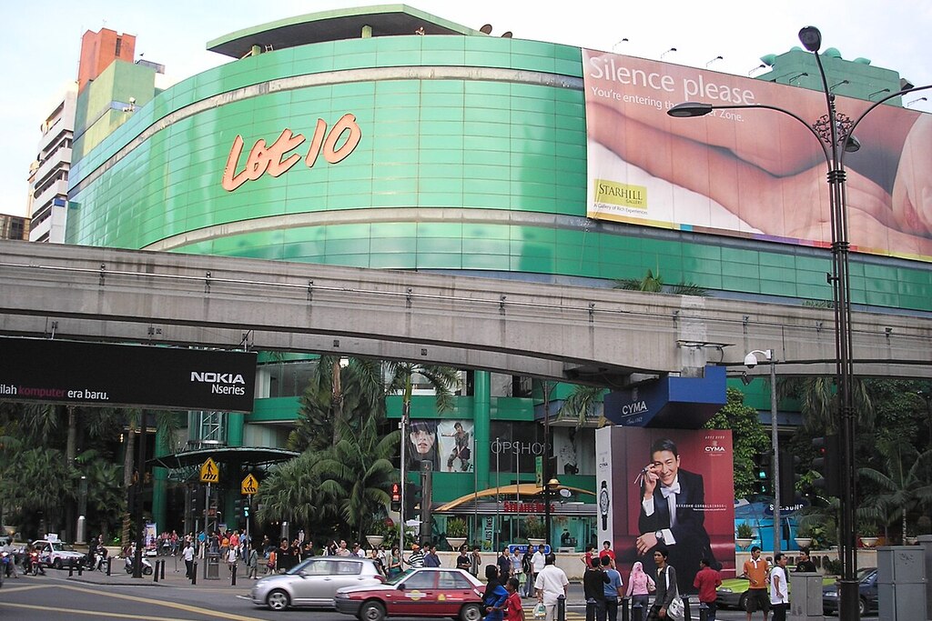 Lot 10 shopping mall Bukit Bintang